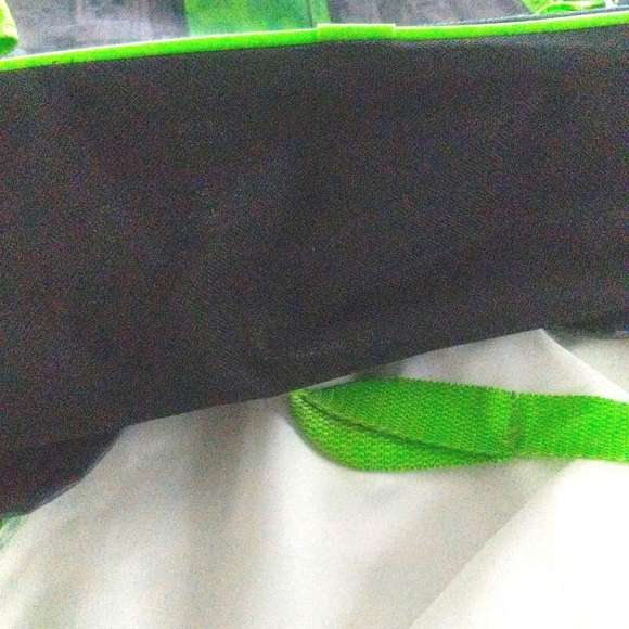 Minecraft Creeper Kids Backpack - Picture 11 of 11